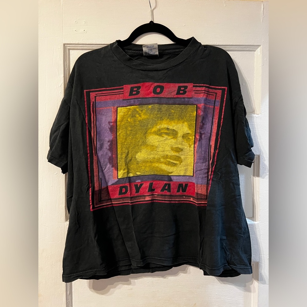Rare 1991 Bob Dylan tour tee. Amazing fit